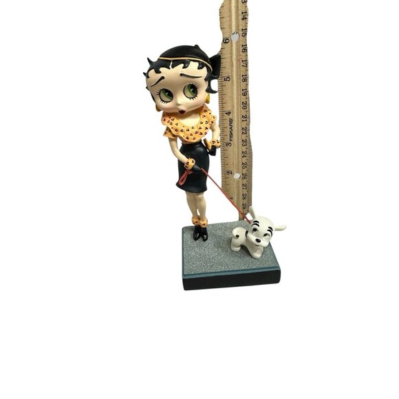 new BETTY BOOP collector figurine danbury mint OUT FOR A STROLL - Picture 4 of 6